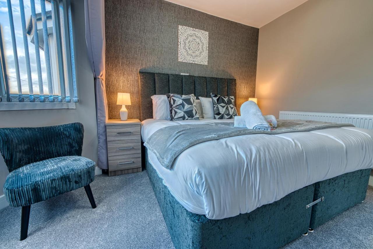 Stylish House - B'Ham Airport And Nec, Jlr Solihull, Business & Leisure Stays - Aspen House Номер фото